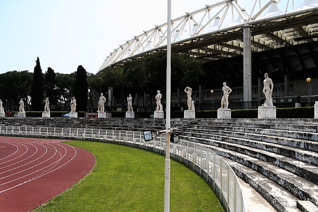 Stadio dei marmi 222